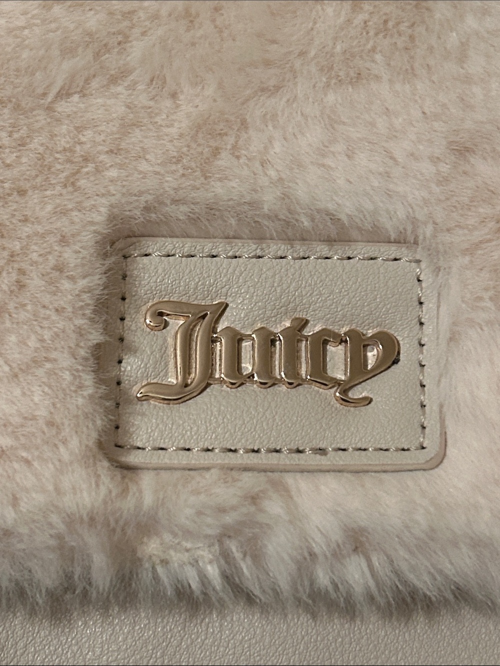 Juicy Couture Cream Faux Fur Flap Bag NWOT - Picture 2 of 9